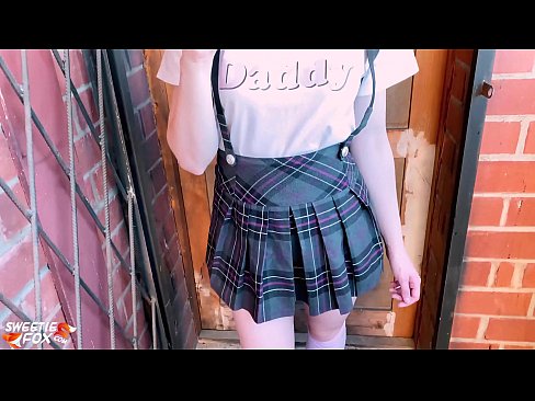 ❤️ Koolitüdruk imeb sügavalt oma riista ja kuratab klasside asemel. ❌ Pornovideo at et.tubesexer-com.ru ﹏